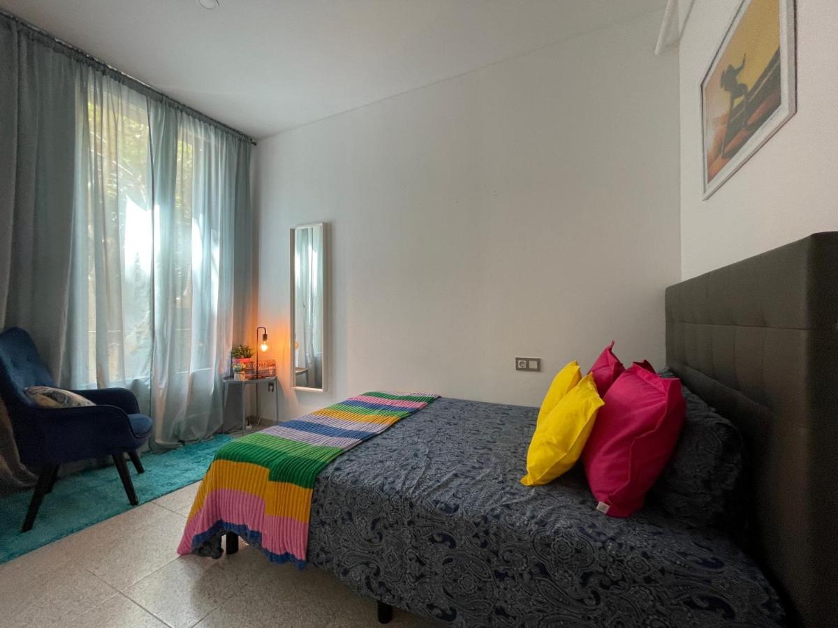 ברצלונה Plaza Universidad Rooms מראה חיצוני תמונה