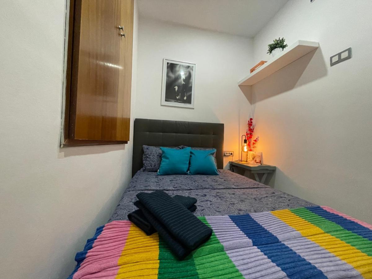 ברצלונה Plaza Universidad Rooms מראה חיצוני תמונה