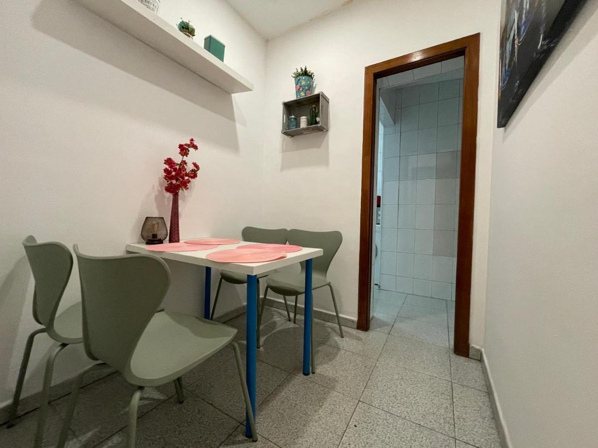 ברצלונה Plaza Universidad Rooms מראה חיצוני תמונה