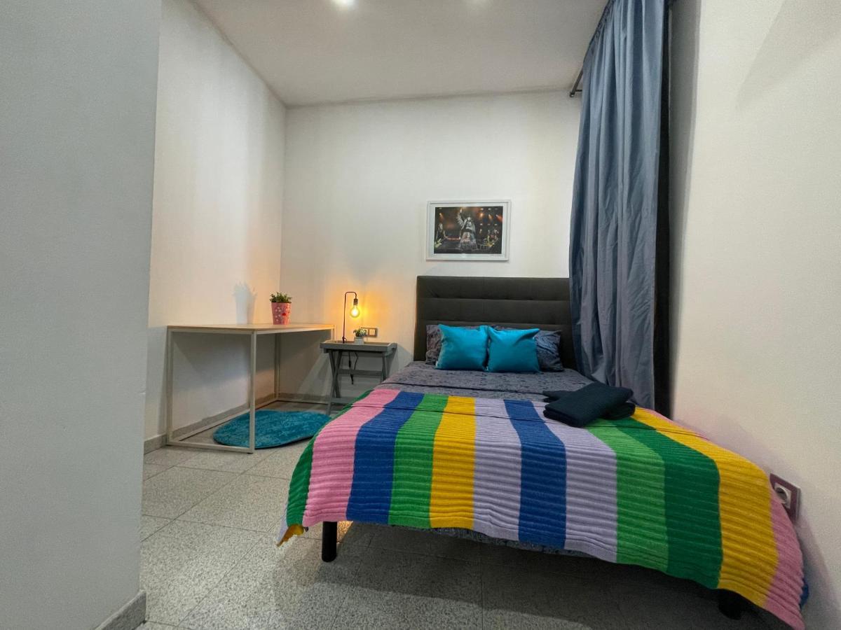 ברצלונה Plaza Universidad Rooms מראה חיצוני תמונה
